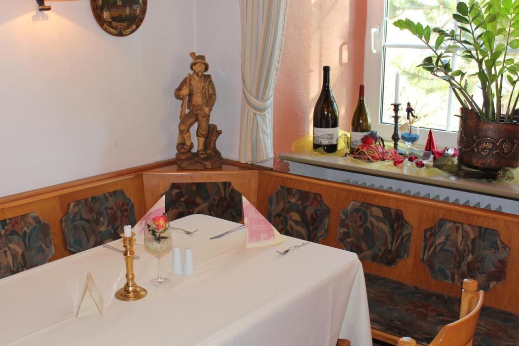 Landhotel Zur Kanne Neresheim Exteriér fotografie